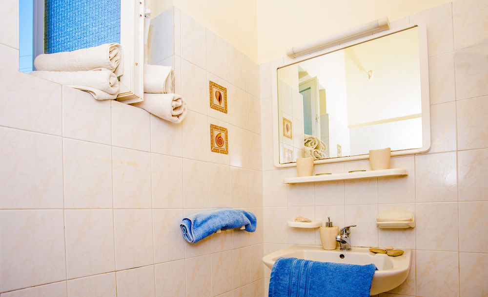 Aloni Studios & Apartments 拉瑟 外观 照片